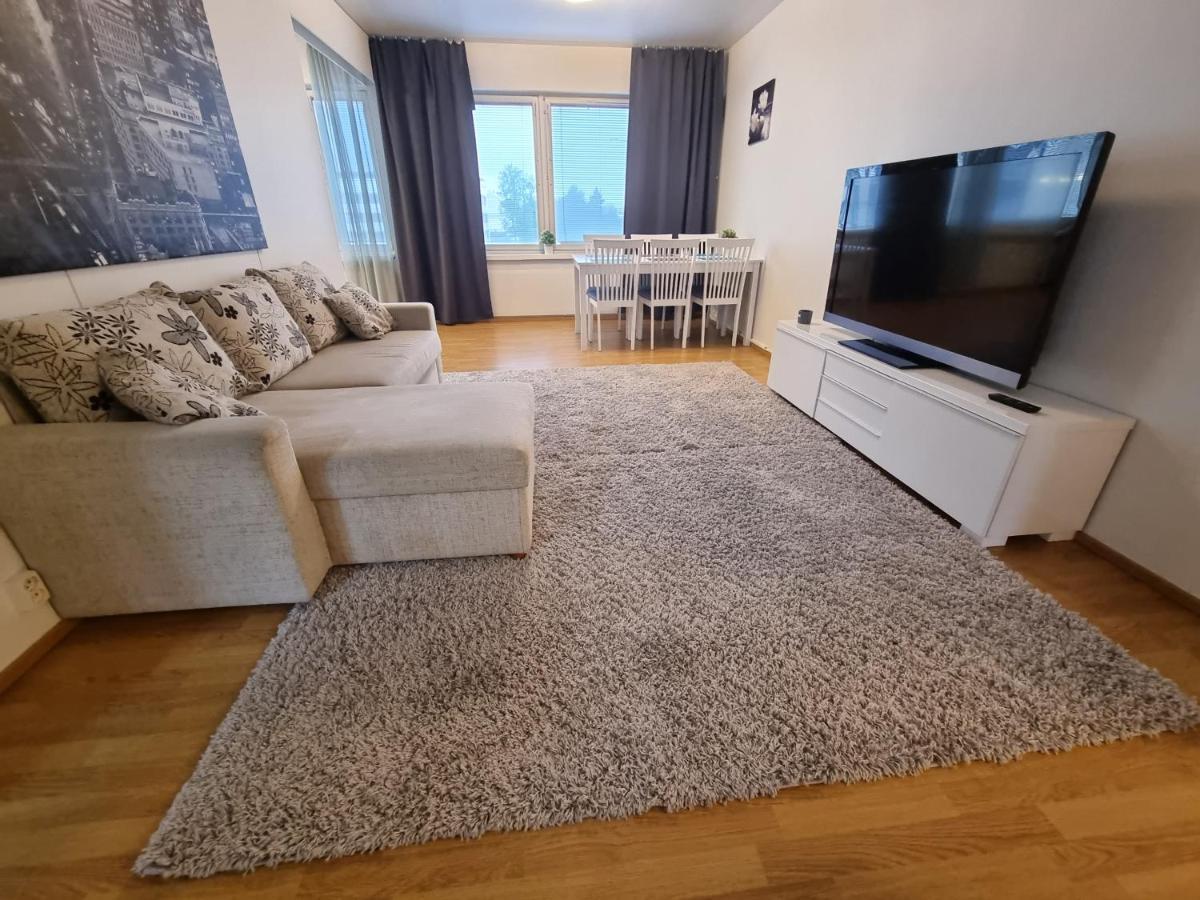 Spacious 4-Room Apartment In City Center Uleåborg  Eksteriør bilde